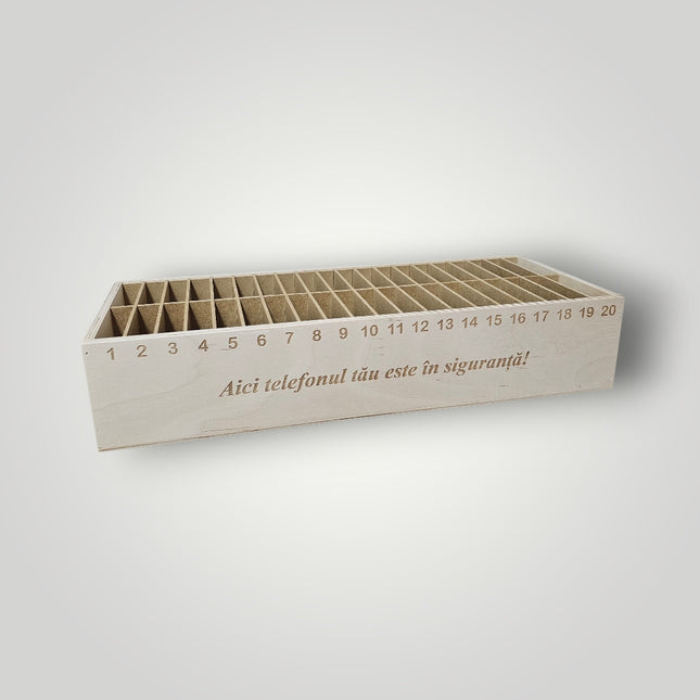 Organizator pentru 40 telefoane